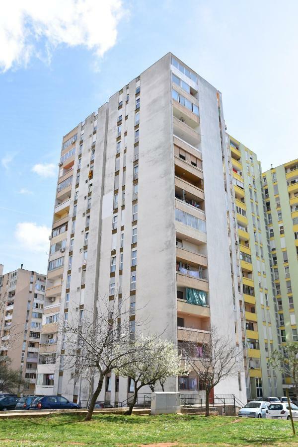 Apartment Panorama Пула Екстериор снимка